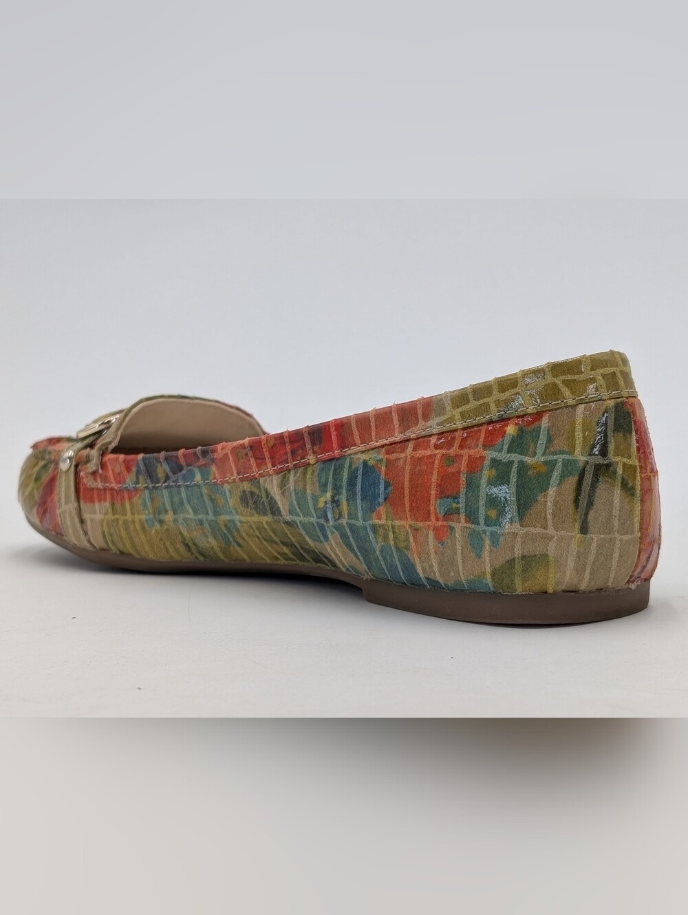 Anne Klein iflex Savina Sz 7.5 Multicolor Coral/Teal Croc Loafers Gold Buckles - Picture 8 of 16